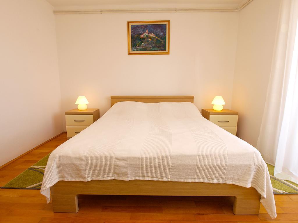 Apartments Munida 734 Медулин Екстериор снимка