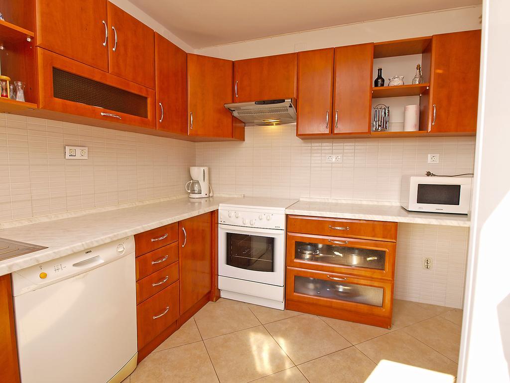 Apartments Munida 734 Медулин Екстериор снимка