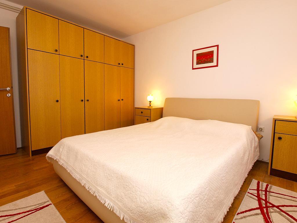 Apartments Munida 734 Медулин Екстериор снимка