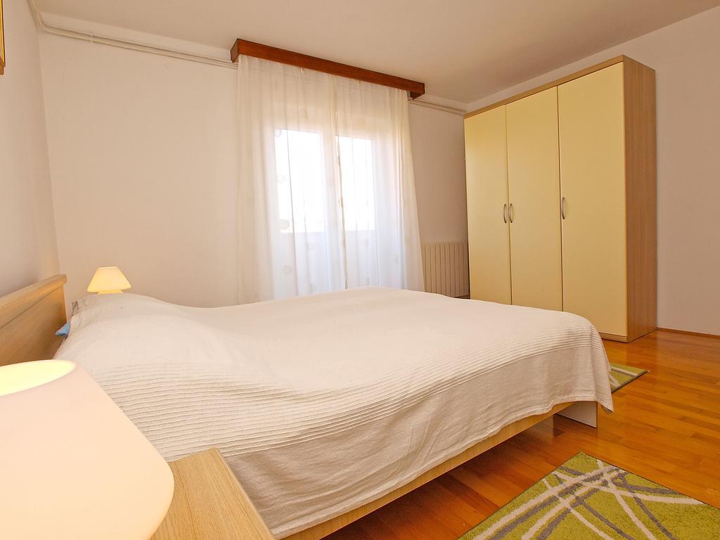 Apartments Munida 734 Медулин Екстериор снимка