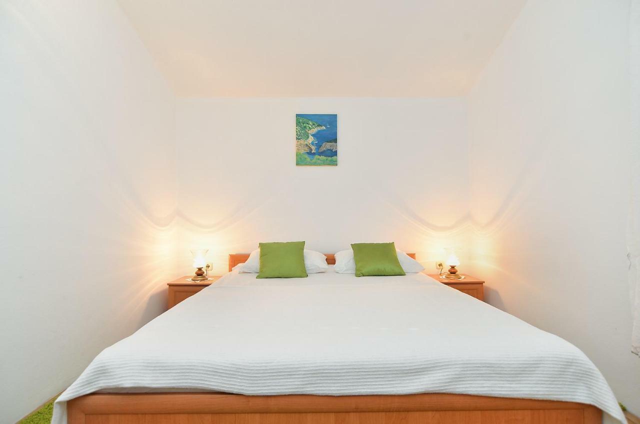 Apartments Munida 734 Медулин Екстериор снимка
