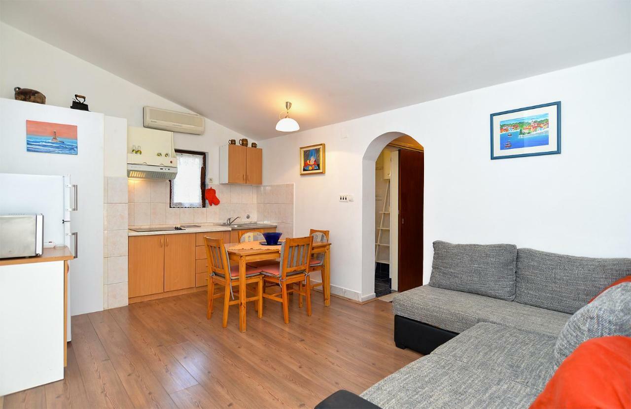 Apartments Munida 734 Медулин Екстериор снимка